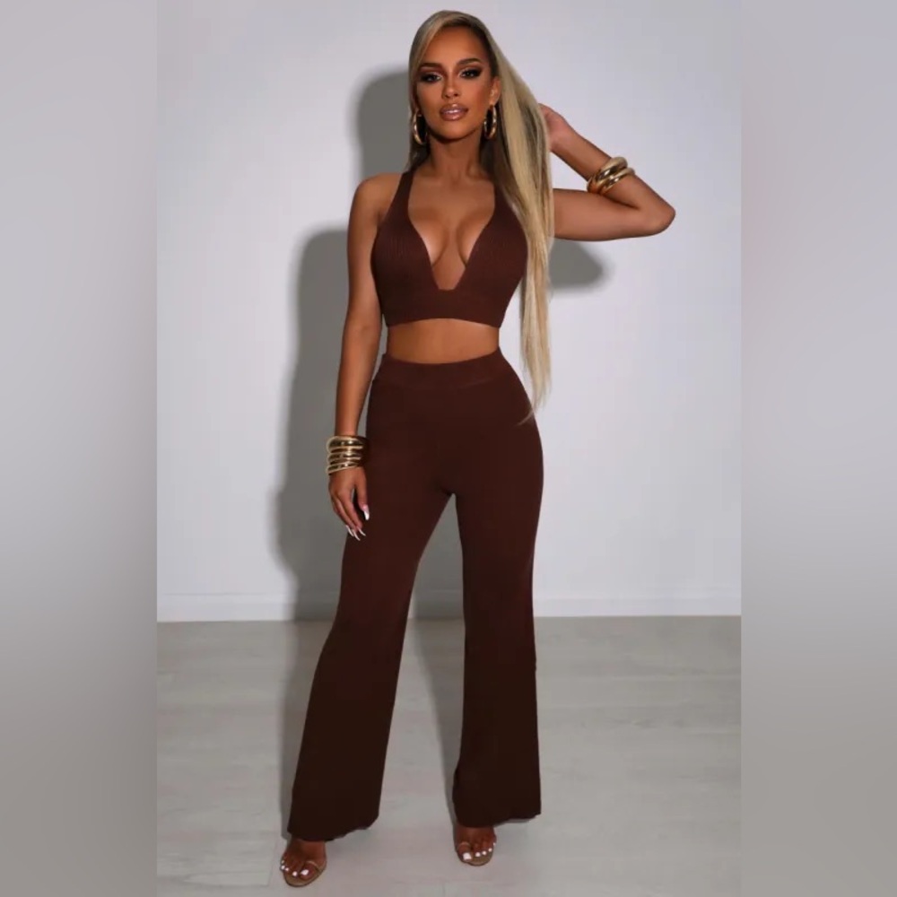 NWT BABYBOO Lila Set Womens V Neck Crop Top Flare Pants Ribbed Stretch Size S